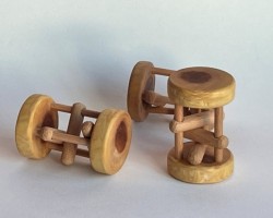 굴리면 소리나는 놀잇감